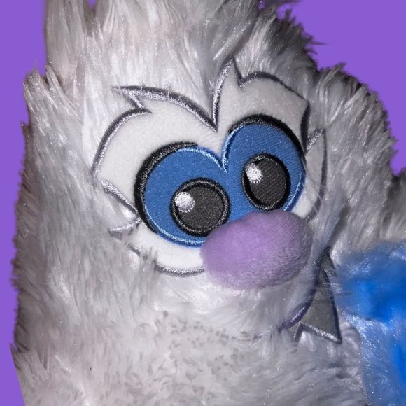 Disney Plush Expedition Everest Exclusive Yeti Big Feet Plush 11” - Picture 2 of 4